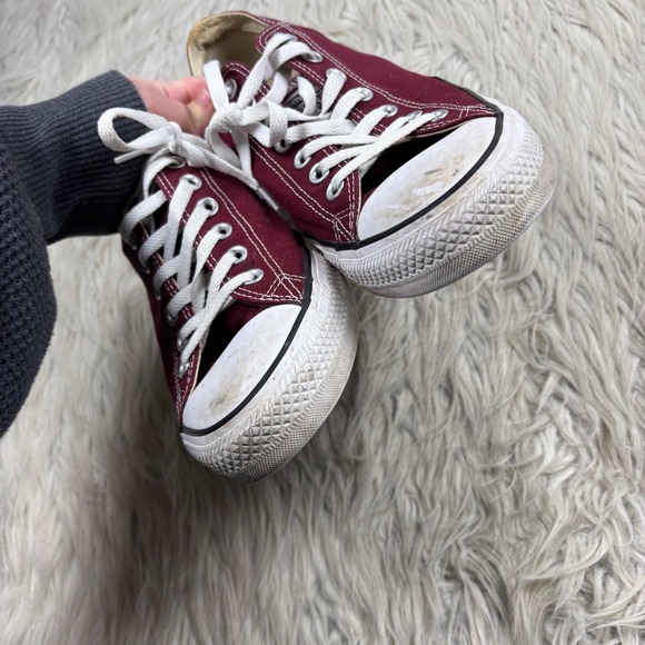 Converse All Stars Men's 10 Women's 12 Burgundy Low Top Sneakers Classic - Picture 5 of 6